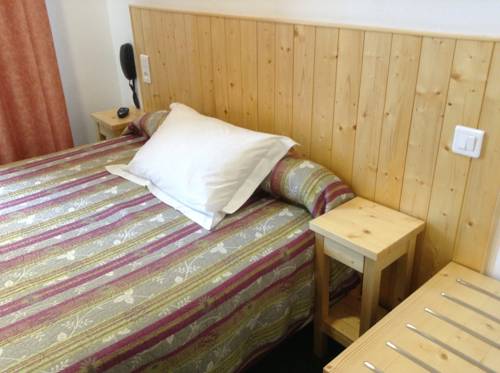 Imagen de la habitación del Hotel Hôtel Le National. Foto 13