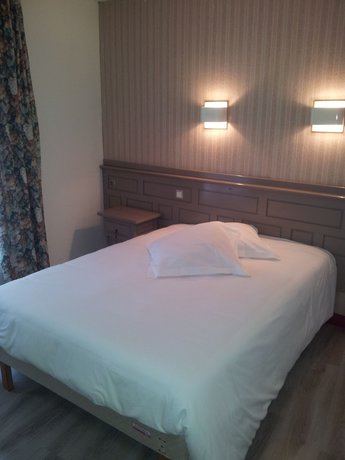 Imagen de la habitación del Hotel H&ocirc;tel Le Palmarium. Foto 10