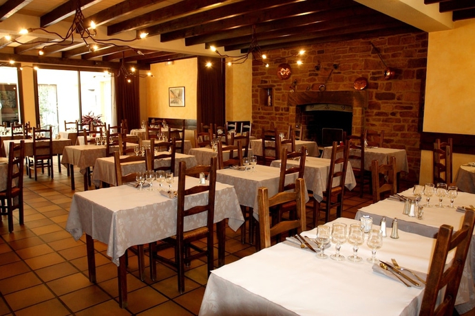 Imagen del bar/restaurante del Hotel H&ocirc;tel Le Palous. Foto 6