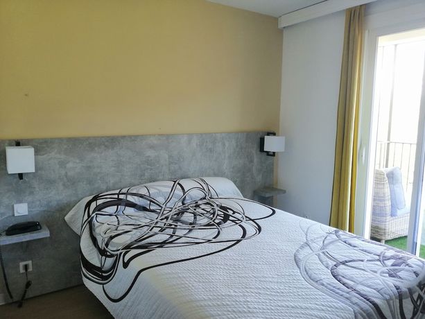 Imagen de la habitación del Hotel H&ocirc;tel Le Panoramic. Foto 8