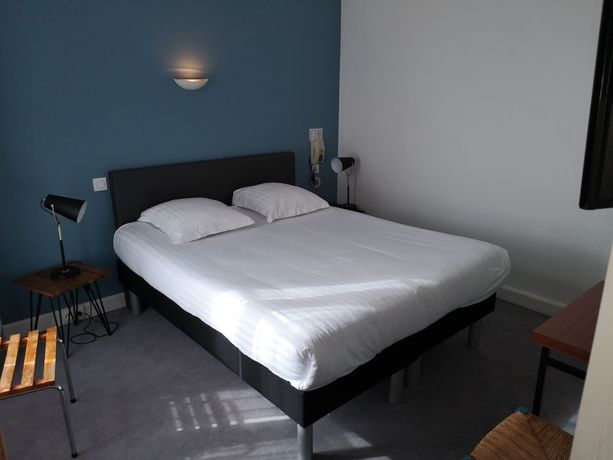 Imagen de la habitación del Hotel H&ocirc;tel Le Petit Billot. Foto 3