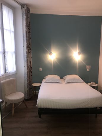 Imagen de la habitación del Hotel H&ocirc;tel Le Petit Billot. Foto 9
