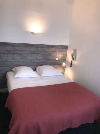 Imagen de la habitación del Hotel H&ocirc;tel Le Petit Billot. Foto 11