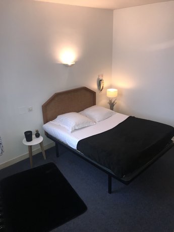 Imagen de la habitación del Hotel H&ocirc;tel Le Petit Billot. Foto 16