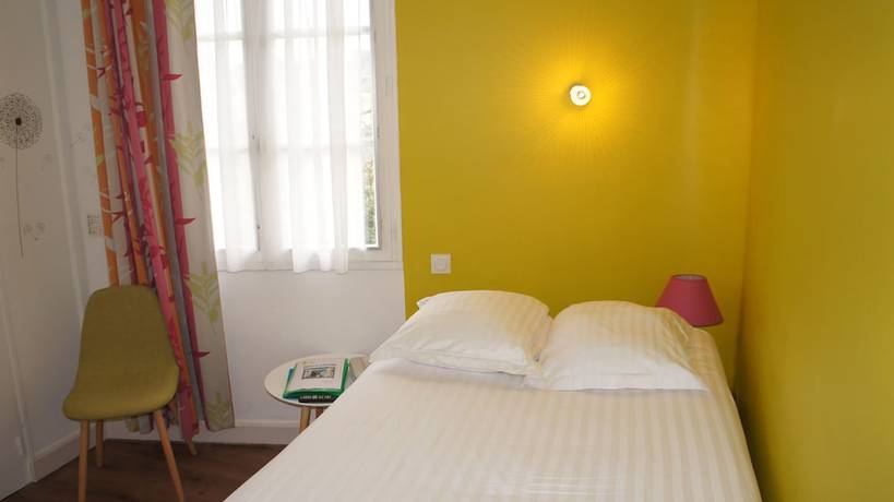Imagen de la habitación del Hotel H&ocirc;tel Le Petit Billot. Foto 18