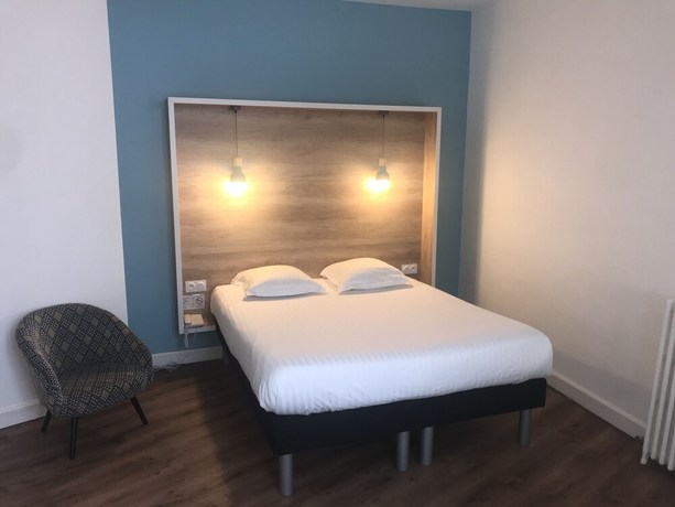 Imagen de la habitación del Hotel H&ocirc;tel Le Petit Billot. Foto 19