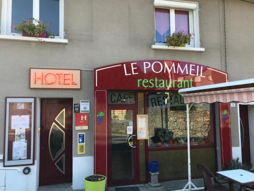 Imagen general del Hotel H&ocirc;tel Le Pommeil. Foto 3