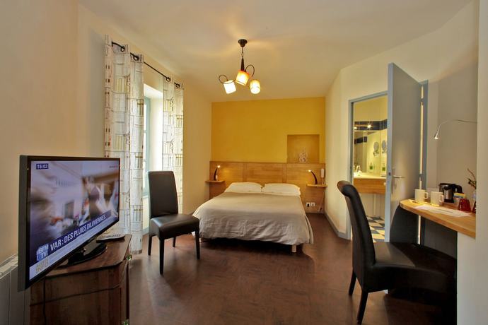 Imagen de la habitación del Hotel H&ocirc;tel Le Quatorze. Foto 7