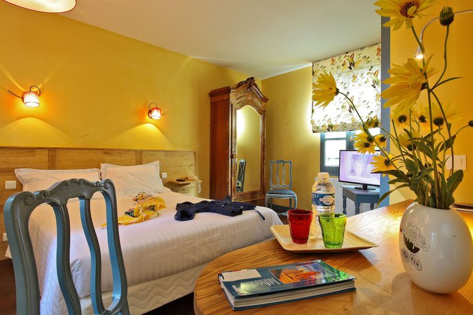 Imagen de la habitación del Hotel H&ocirc;tel Le Quatorze. Foto 8