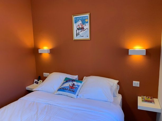 Imagen de la habitación del Hotel H&ocirc;tel Le Regis. Foto 2
