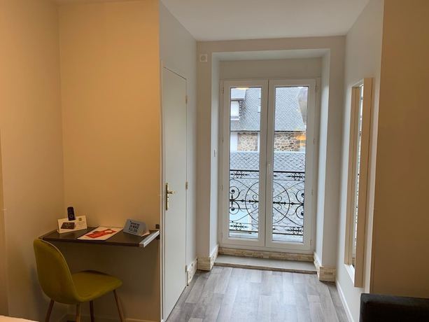 Imagen de la habitación del Hotel H&ocirc;tel Le Regis. Foto 7