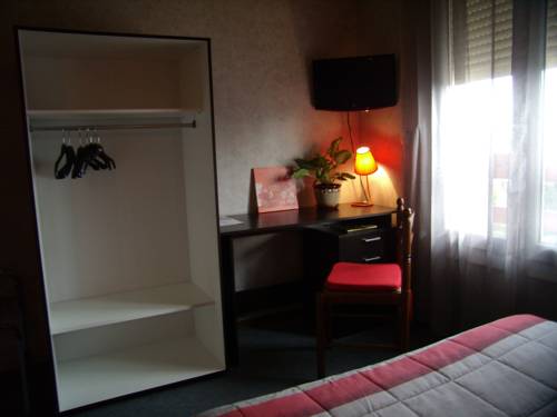 Imagen de la habitación del Hotel H&ocirc;tel Le Relais, Fleurance. Foto 9