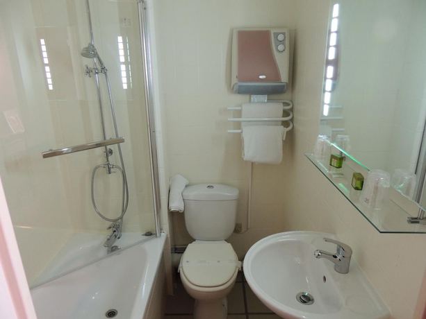 Imagen de la habitación del Hotel Hôtel Le Relais du Parisis. Foto 18