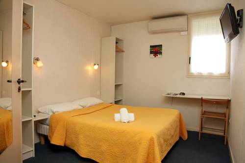 Imagen de la habitación del Hotel H&ocirc;tel Le Rialto. Foto 5