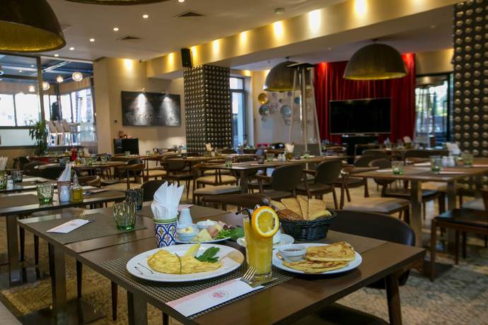 Imagen del bar/restaurante del Hotel H&ocirc;tel Le Rocher de Marrakech. Foto 5