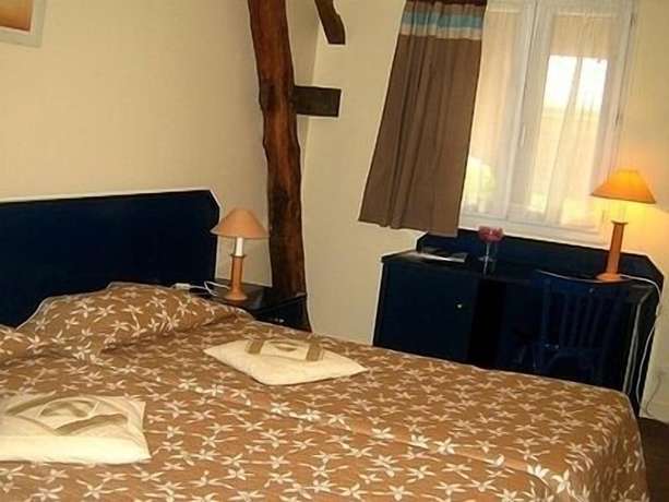 Imagen de la habitación del Hotel Hôtel Le Saint Jacques. Foto 7