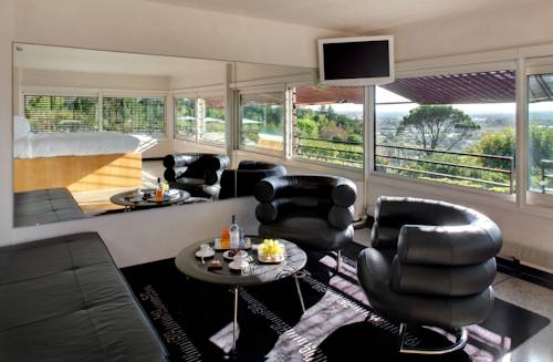 Imagen de la habitación del Hotel Hôtel Le Saint James. Foto 5