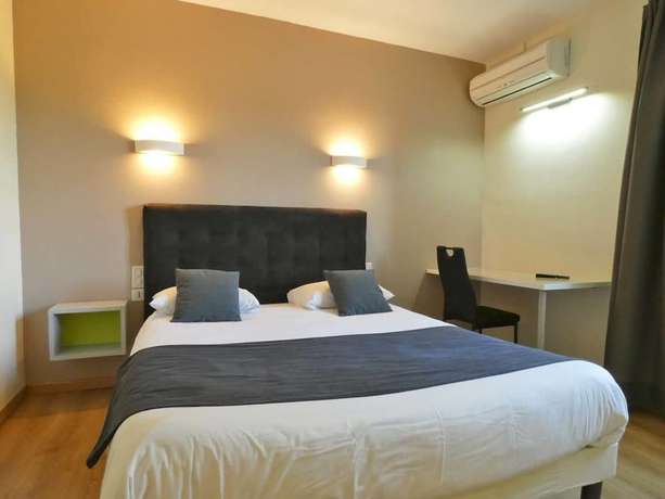 Imagen de la habitación del Hotel H&ocirc;tel Le Sarac. Foto 15