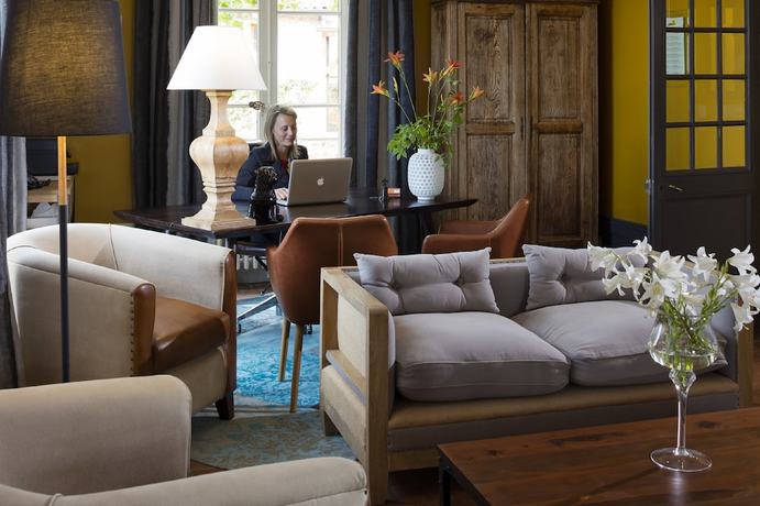 Imagen de los interiores del Hotel Hôtel Le Savigny. Foto 17