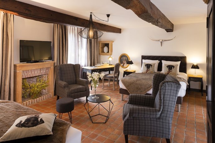 Imagen de la habitación del Hotel Hôtel Le Savigny. Foto 12