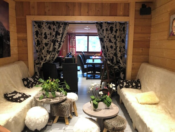 Imagen general del Hotel H&ocirc;tel Le Schuss. Foto 10