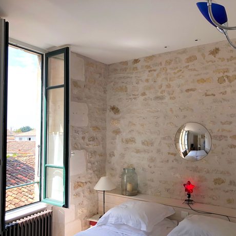 Imagen de la habitación del Hotel H&ocirc;tel Le S&eacute;n&eacute;chal. Foto 5
