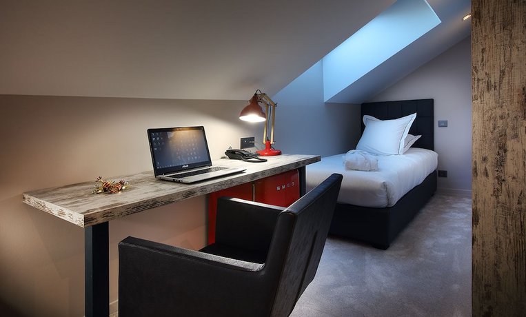 Imagen de la habitación del Hotel H&ocirc;tel Le Tremplin, Les Allues. Foto 10