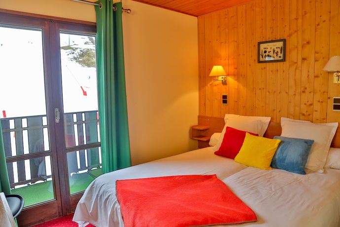 Imagen de la habitación del Hotel H&ocirc;tel Le Tremplin, Morzine. Foto 5