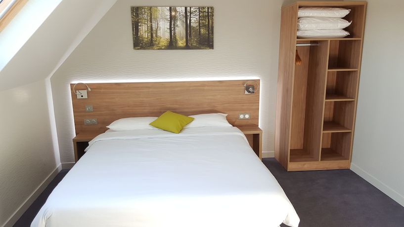 Imagen de la habitación del Hotel H&ocirc;tel Le Verger. Foto 8
