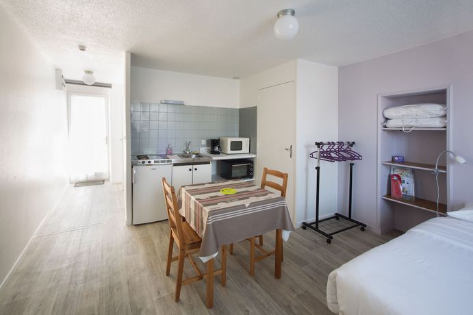 Imagen de la habitación del Hotel H&ocirc;tel Le Verger. Foto 9