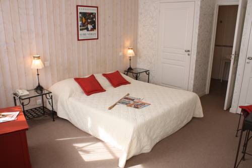 Imagen de la habitación del Hotel Hôtel Le Vieux Gréement. Foto 7