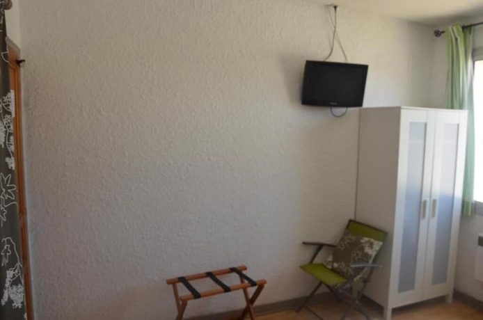 Imagen de la habitación del Hotel H&ocirc;tel Le Week-End. Foto 9