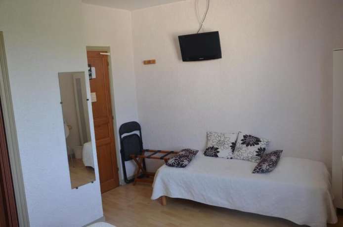 Imagen de la habitación del Hotel H&ocirc;tel Le Week-End. Foto 17