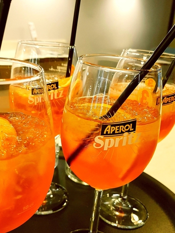 Imagen del bar/restaurante del Hotel Hôtel Le Xix. Foto 8