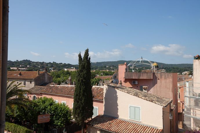 Imagen de la habitación del Hotel H&ocirc;tel Le Y Saint-Tropez. Foto 11