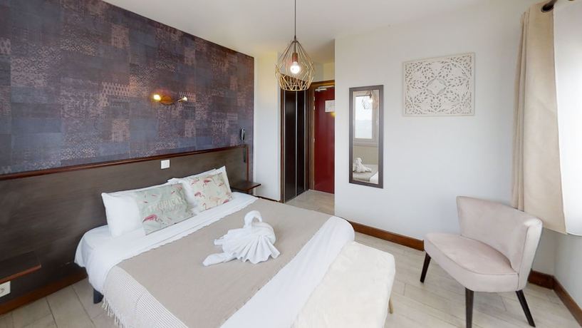 Imagen de la habitación del Hotel Hôtel Le bellevue, Bayard. Foto 9