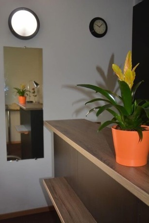 Imagen de los interiores del Hotel H&ocirc;tel L&eacute;mand Lyon Est - Villefontaine. Foto 19