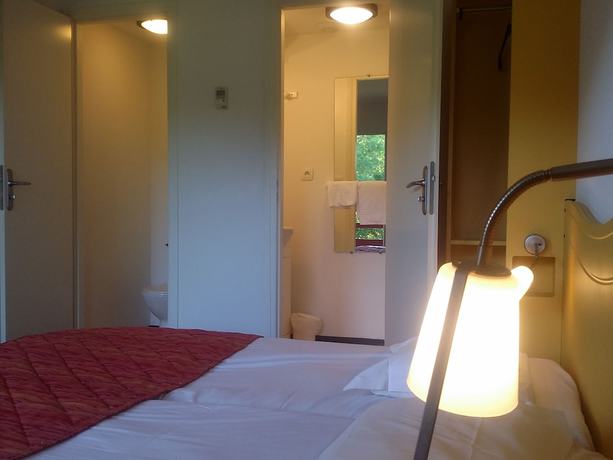 Imagen de la habitación del Hotel H&ocirc;tel L&eacute;mand Lyon Est - Villefontaine. Foto 13