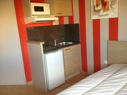 Imagen de la habitación del Hotel Hôtel L'eolienne. Foto 13