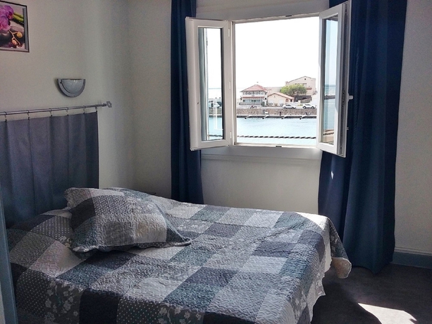 Imagen de la habitación del Hotel H&ocirc;tel L'eph&egrave;be. Foto 9