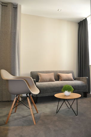 Imagen del bar/restaurante del Hotel Hôtel Les 2 Villas. Foto 2