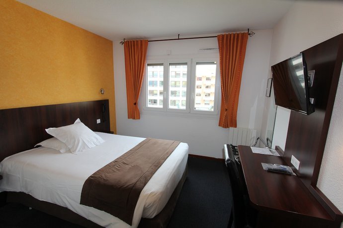 Imagen de la habitación del Hotel Hôtel Les Afforêts. Foto 7