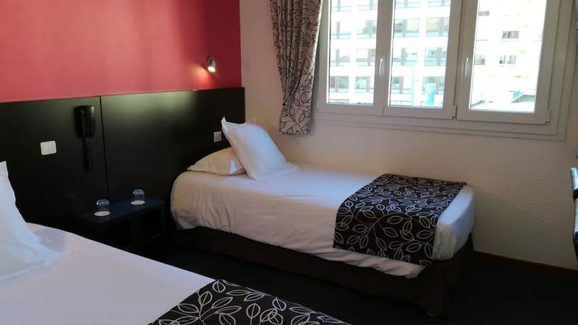 Imagen de la habitación del Hotel Hôtel Les Afforêts. Foto 8