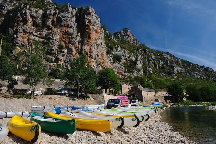 Imagen general del Hotel H&ocirc;tel Les Bateliers. Foto 2