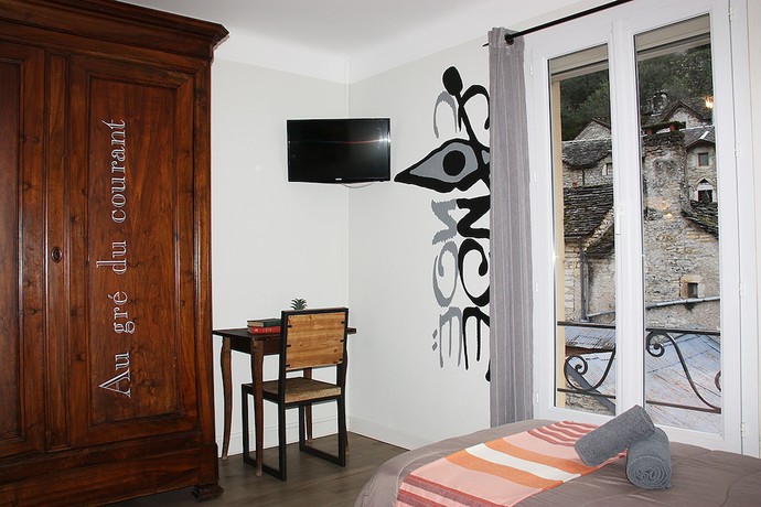 Imagen de la habitación del Hotel H&ocirc;tel Les Bateliers. Foto 12