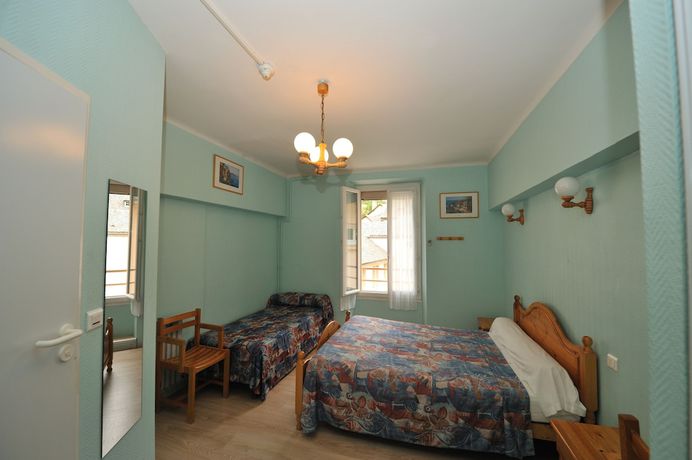 Imagen de la habitación del Hotel H&ocirc;tel Les Bateliers. Foto 13