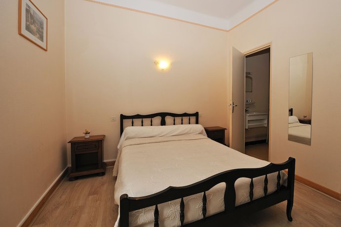 Imagen de la habitación del Hotel H&ocirc;tel Les Bateliers. Foto 14