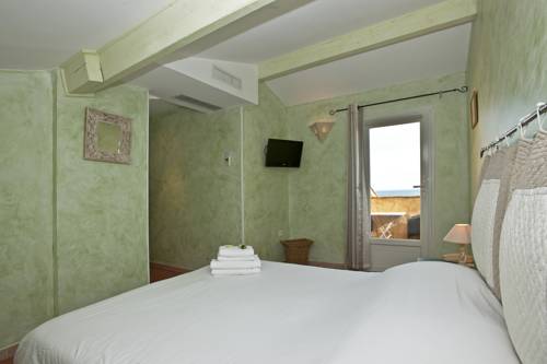 Imagen de la habitación del Hotel H&ocirc;tel Les Calanques, Les Issambres. Foto 5