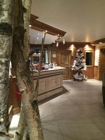 Imagen de los interiores del Hotel H&ocirc;tel Les Campanules by Les Etincelles. Foto 17