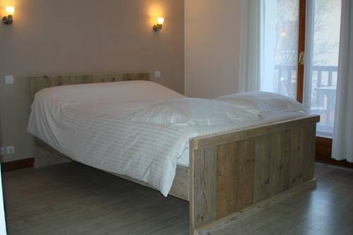 Imagen de la habitación del Hotel H&ocirc;tel Les Chaumettes. Foto 4